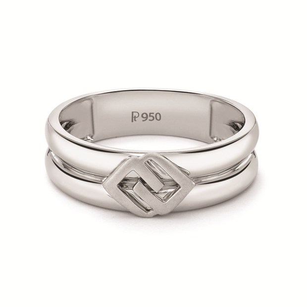 Eid celebrations with eternal white platinum jewellery by Joyalukkas